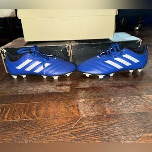 Kids Size 5 Blue White Adidas Goletto VIII FG J Soccer Cleats.